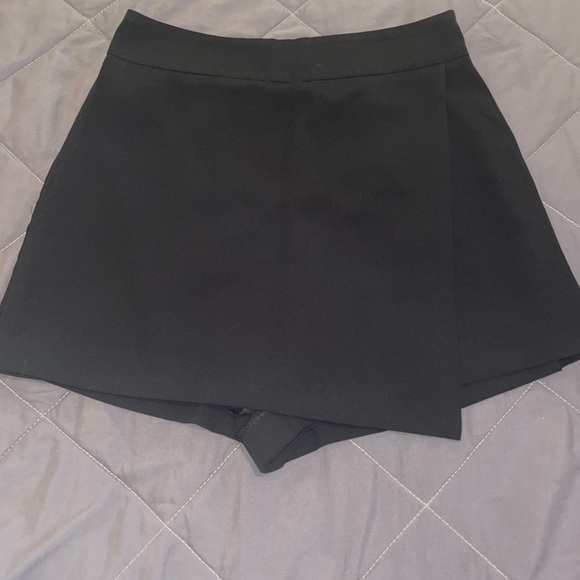 Mini Skort - Picture 2 of 5